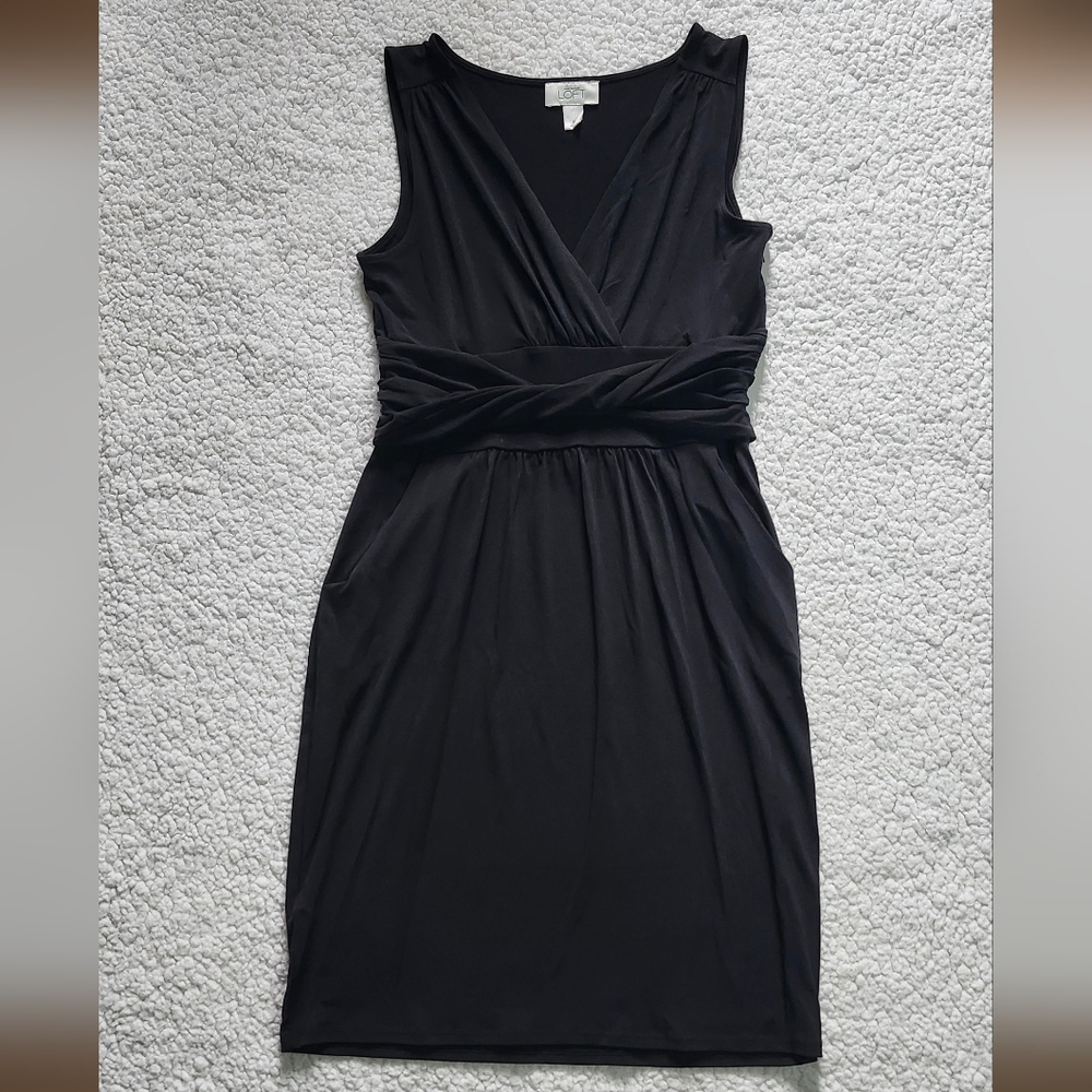 Loft Size 6 Black Sleeveless Dress With Pockets